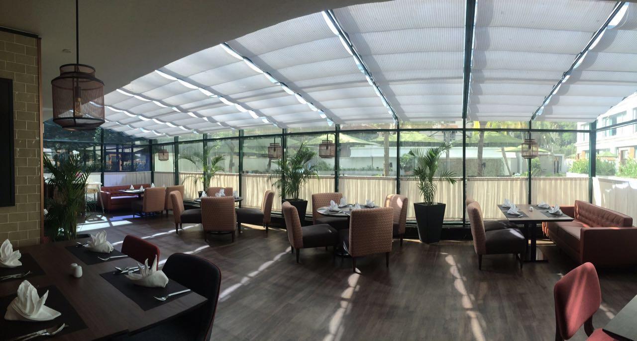 Micasa All Suites Hotel Kuala Lumpur Exterior foto The interior of the restaurant