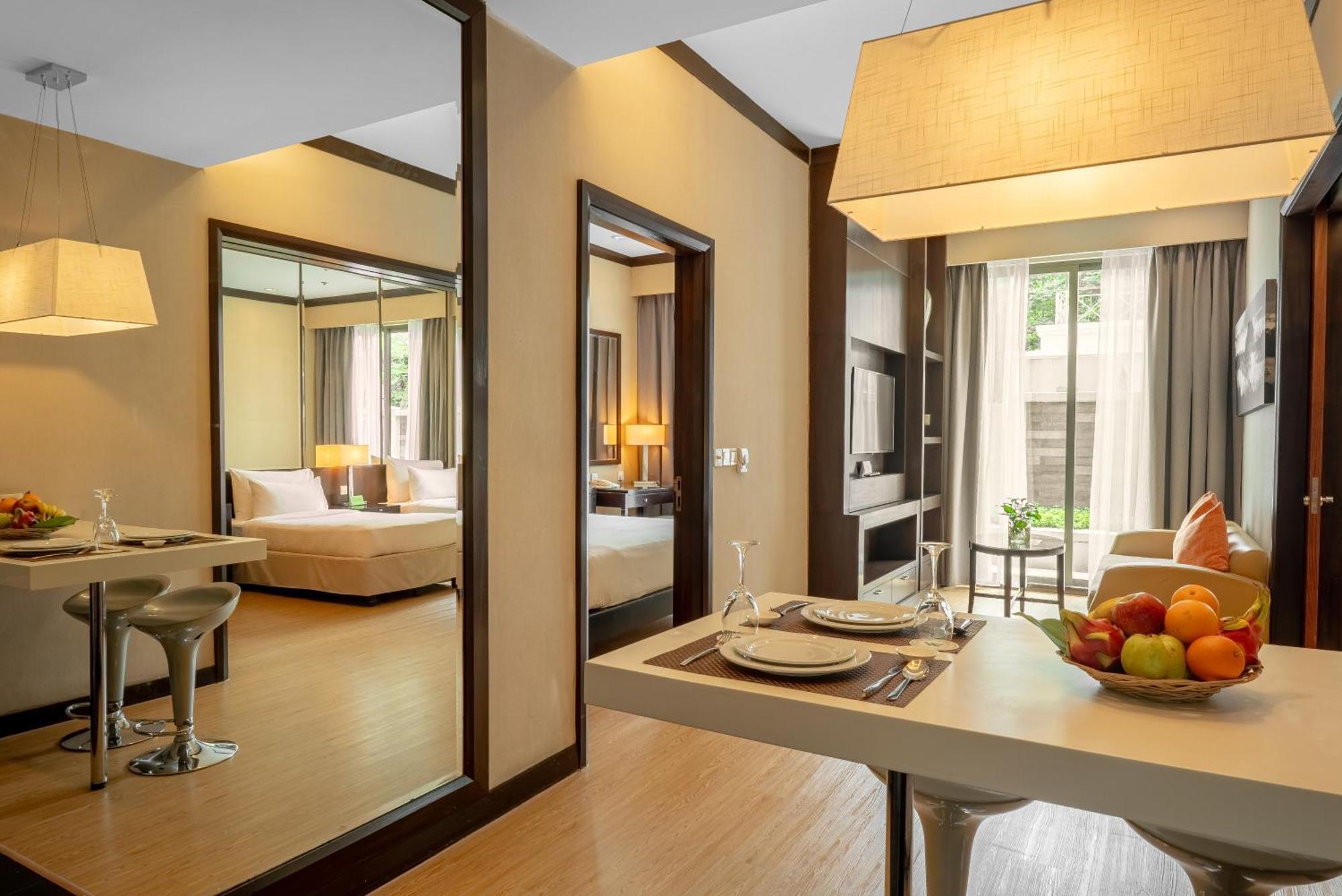 Micasa All Suites Hotel Kuala Lumpur Exterior foto